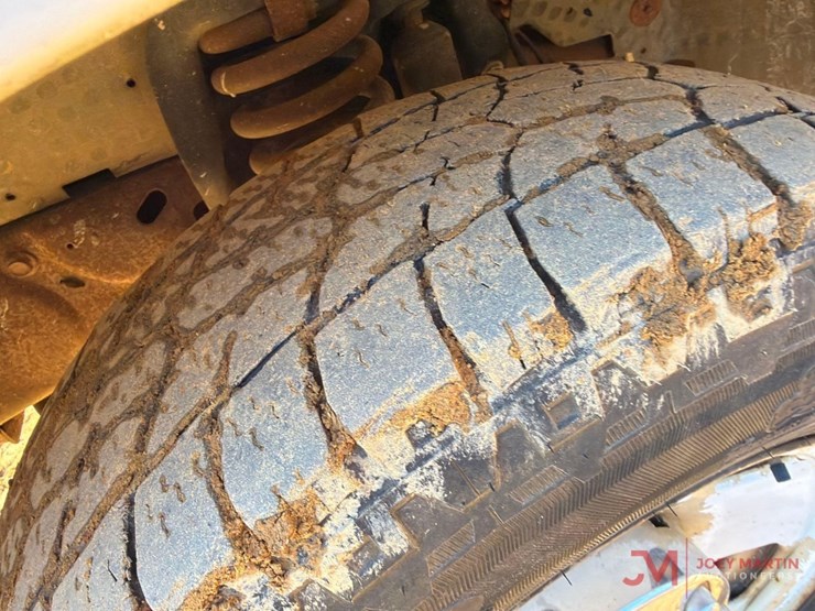 ford-f250-xl-image-9