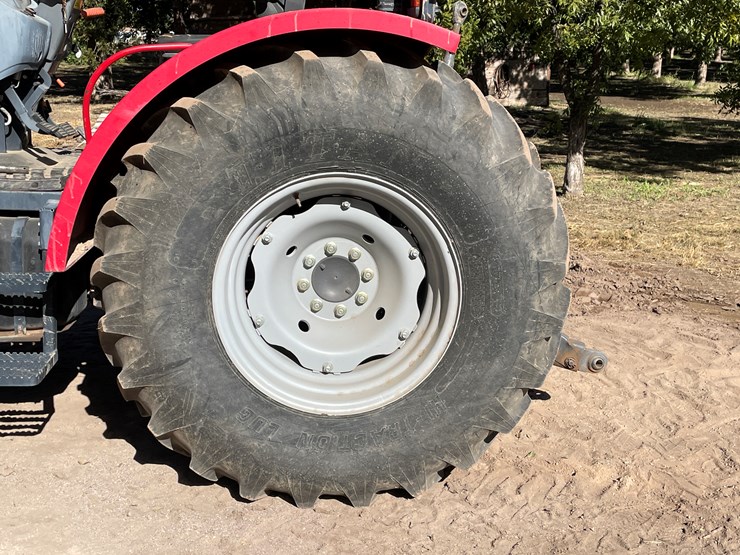 massey-ferguson-4610-image-11