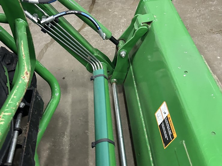 john-deere-1025r-image-26