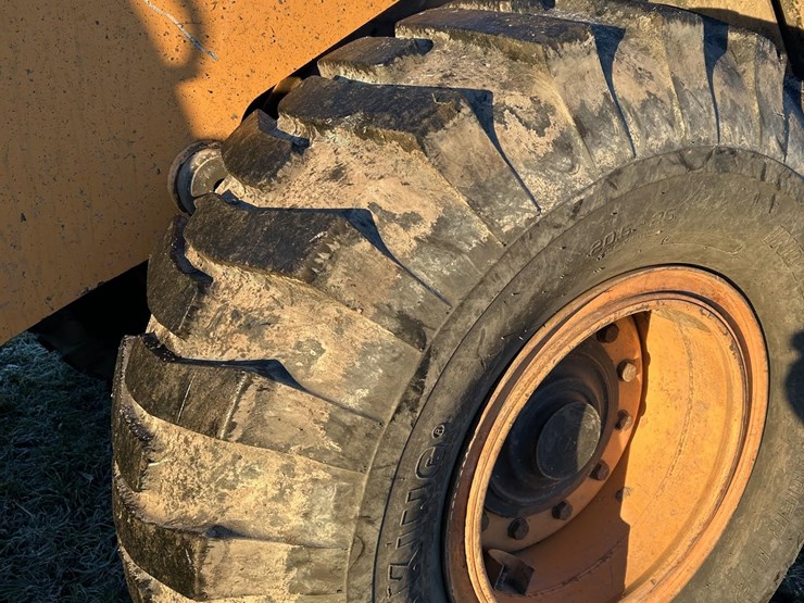 2014-case-721f-xr-image-9