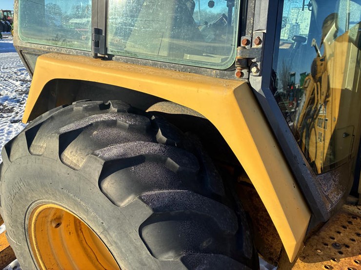 john-deere-310d-image-19