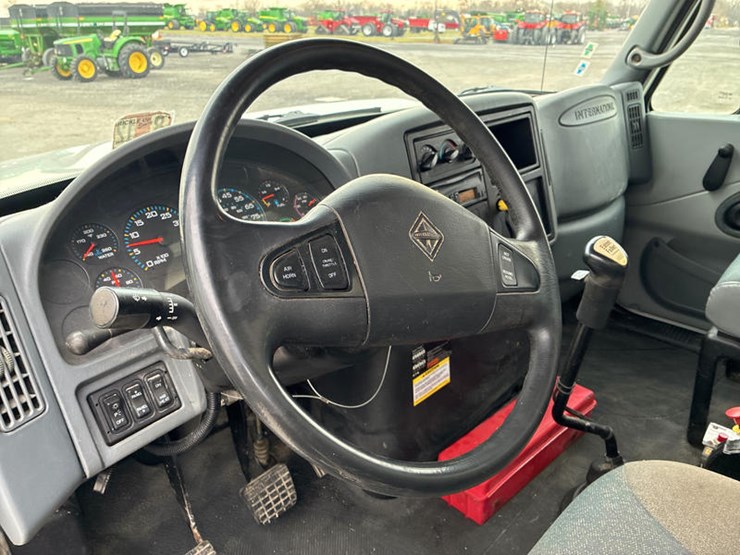 case-ih-7400-image-89