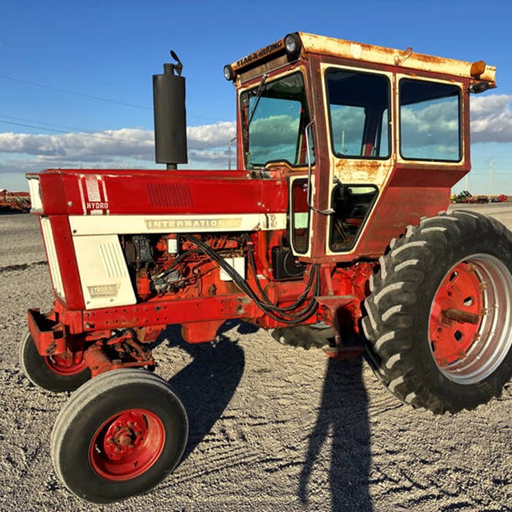 CASE IH 100