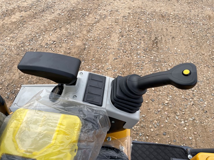 #9209-•-2025-unused-cfg-mini-excavator-image-22