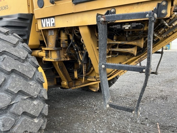 2006-caterpillar-160h-image-29