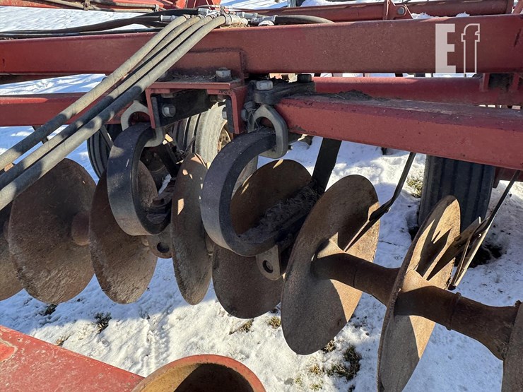 case-ih-3900-image-18