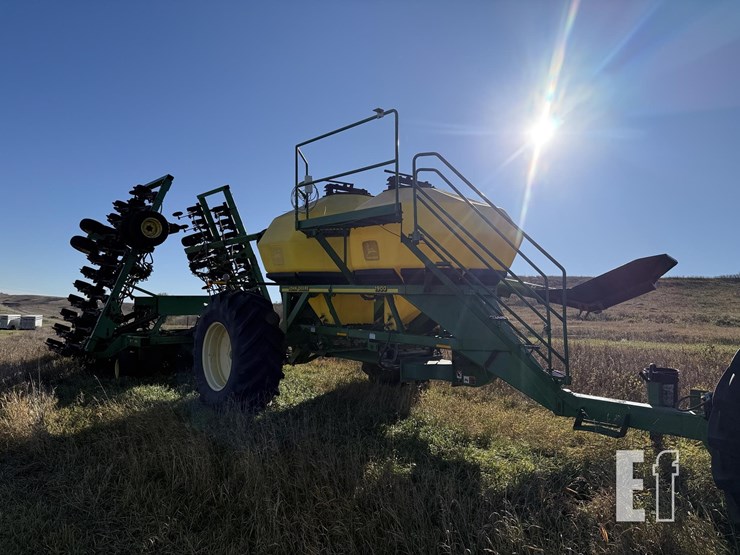 john-deere-1850-image-1