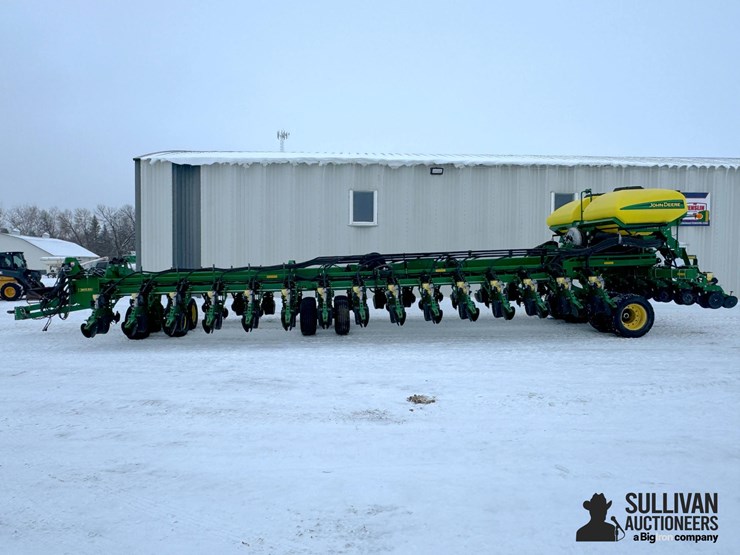 2014-john-deere-db90-image-2