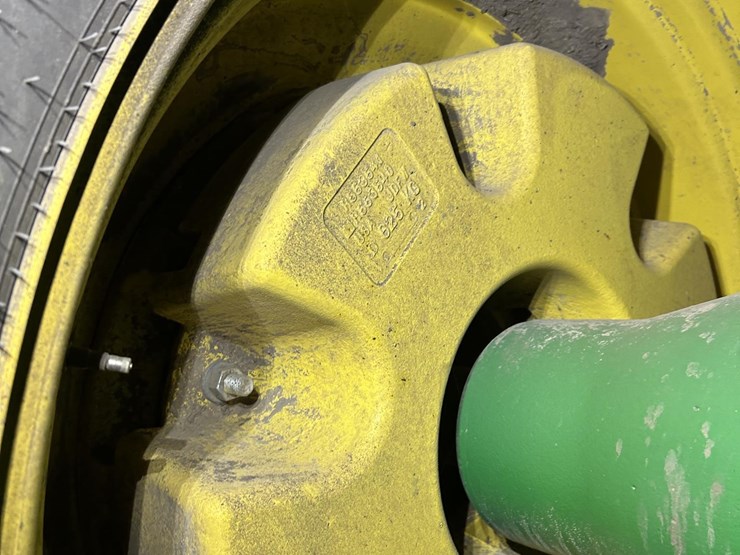 2022-john-deere-9r-590-image-22