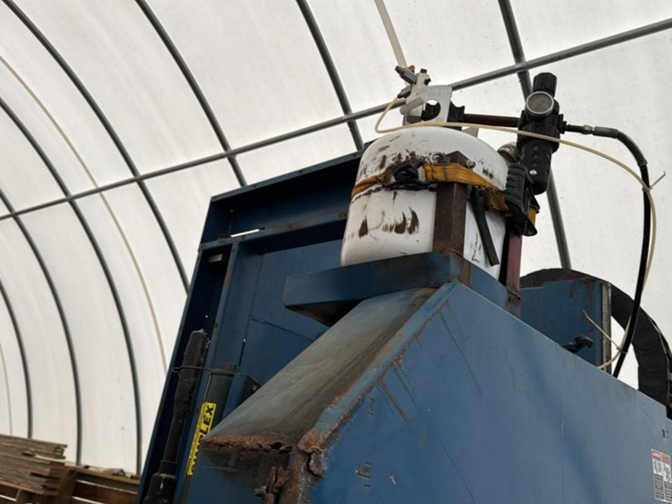 #166-•-2012-baker-dominator-stationary-bandmill-image-34