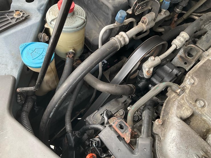 2010-honda-odyssey-touring-image-42