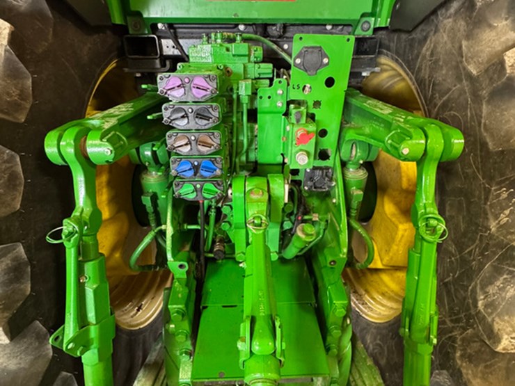 john-deere-8r-410-image-10
