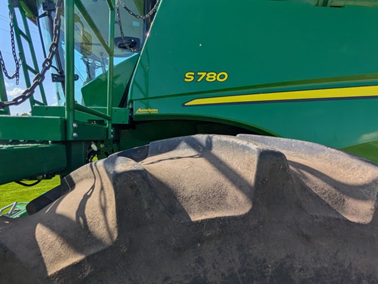 john-deere-s780-image-13