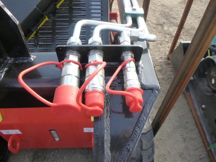 2025-agt-lrt23-skid-steer-track-loader-image-10