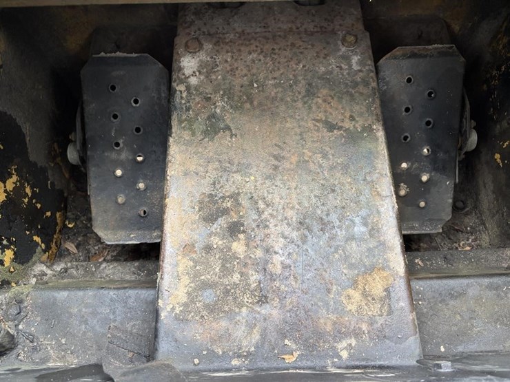 1995-new-holland-lx865-image-30