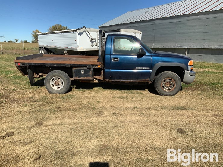 2006-gmc-sierra-2500-image-4