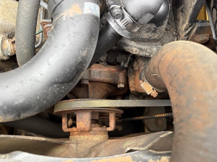 1995-new-holland-lx865-image-37