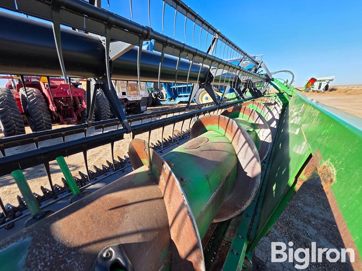 john-deere-635f-image-11