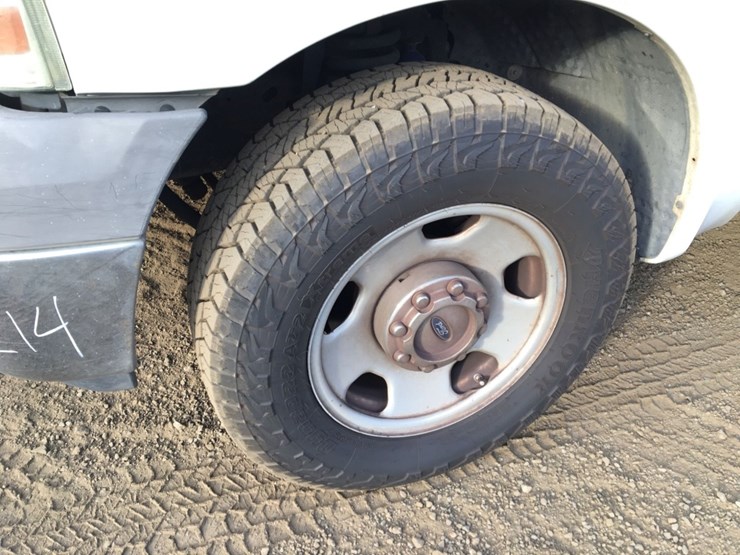 2005-ford-f350-xl-image-12