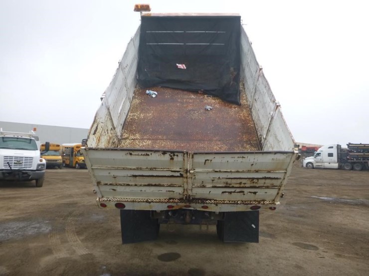 2004-international-durastar-4300-image-8