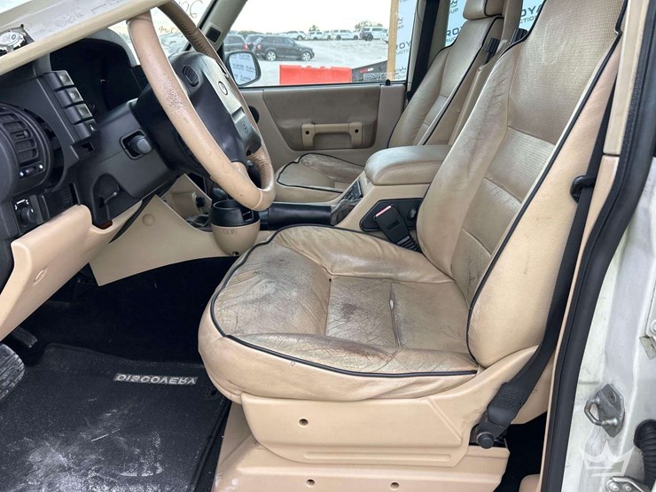 2003-land-rover-discovery-4wd-suv-image-12