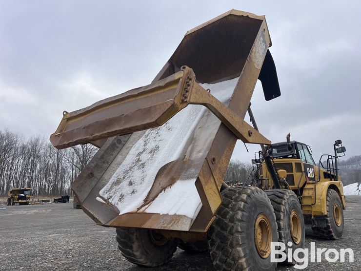 caterpillar-745c-image-14