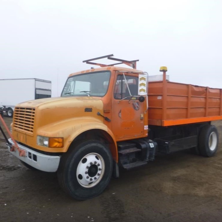 INTERNATIONAL 4900