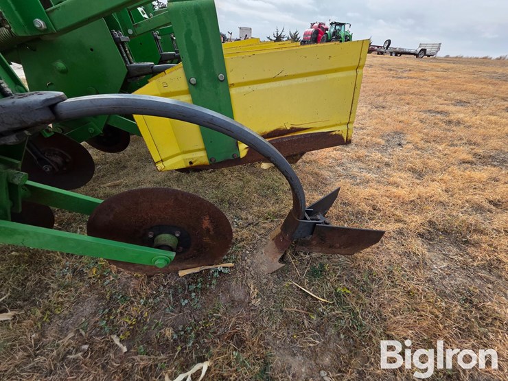 john-deere-885-image-12