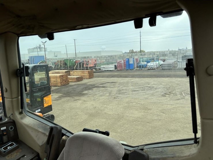 john-deere-6410-image-32