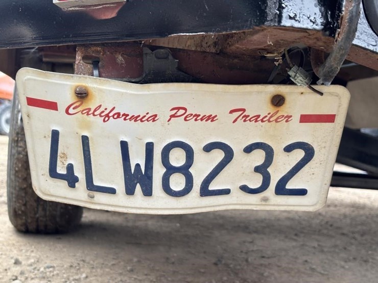 unknown-trailer-image-54