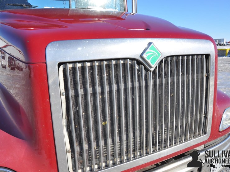 international-9400-image-17