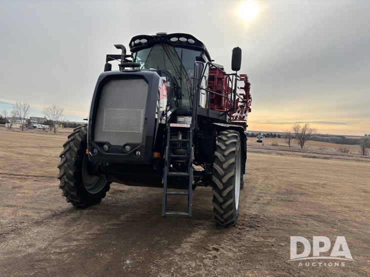 2018-case-ih-810-image-22