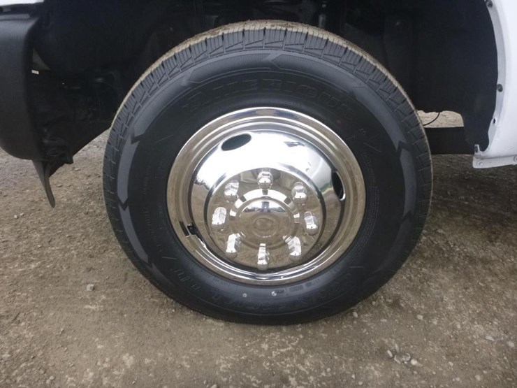 2013-ford-f350-image-22