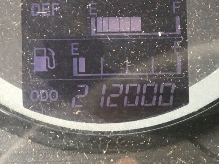 2016-hino-338-image-5