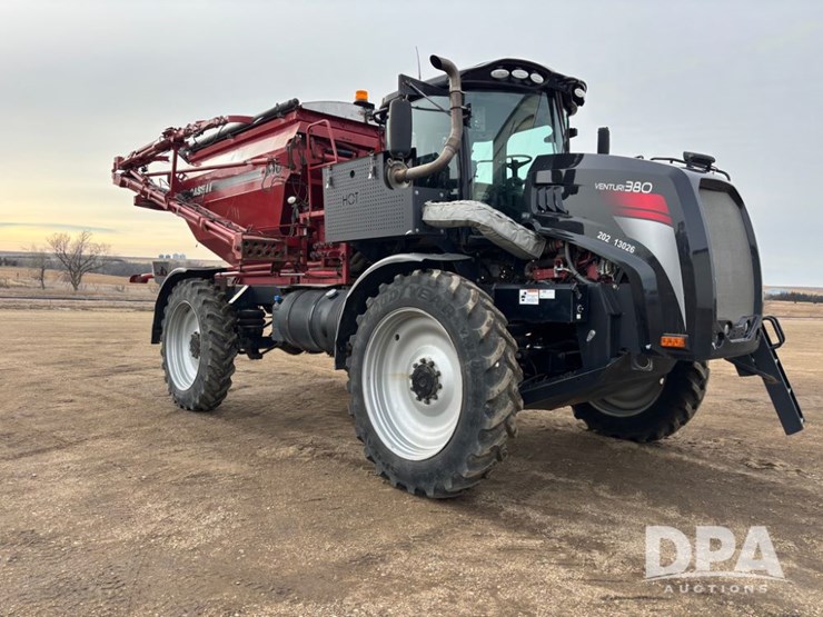 2018-case-ih-810-image-27