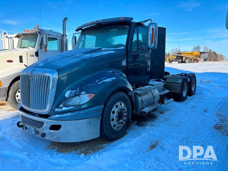 international-prostar-image-1