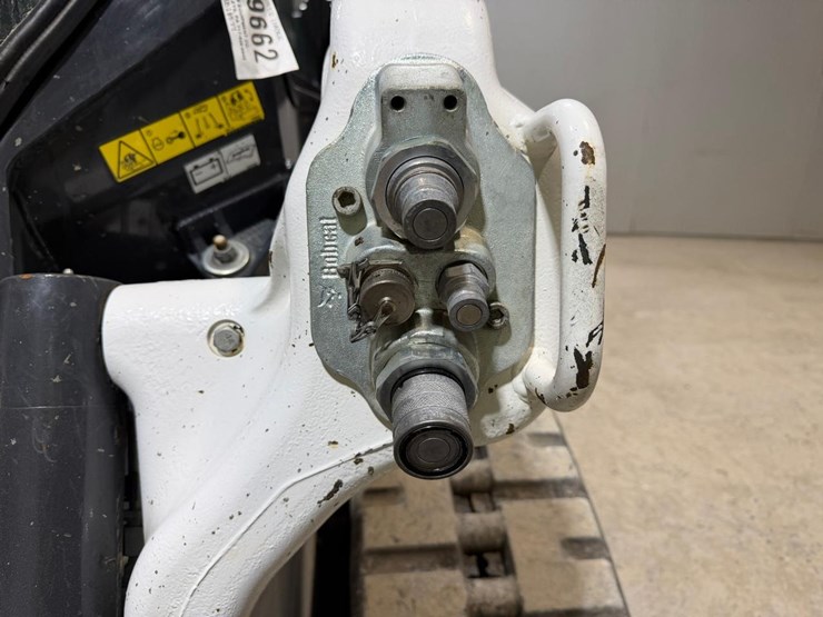 bobcat-t66-image-11