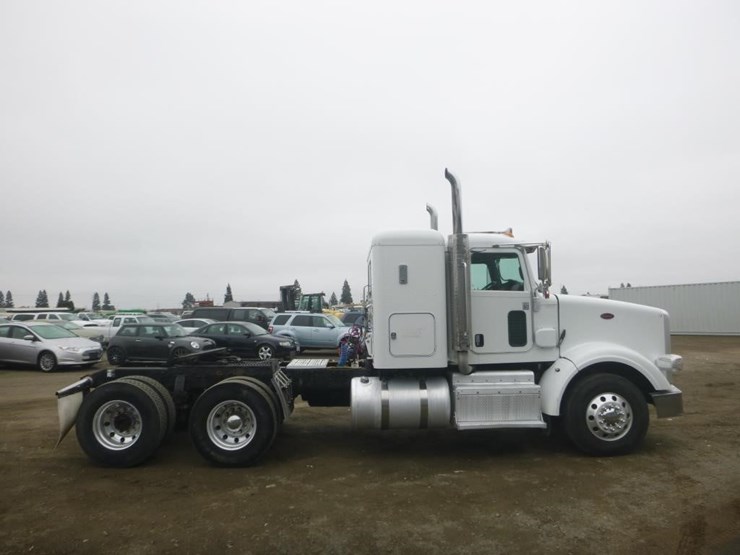2014-peterbilt-367-image-7
