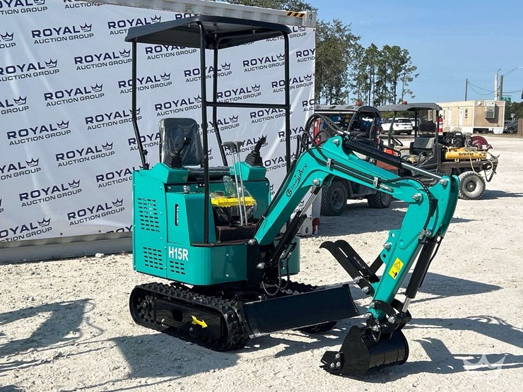unused-2025-cfg-industrial-h15r-mini-excavator-image-2