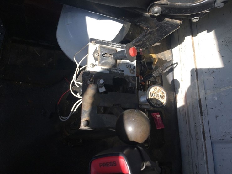 2012-hino-338-image-9