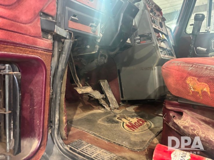 1993-mack-ch613-image-60