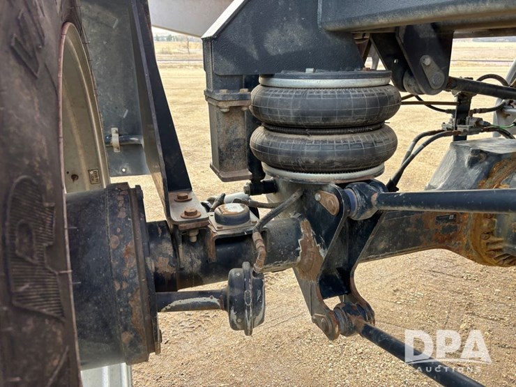 2018-case-ih-810-image-66