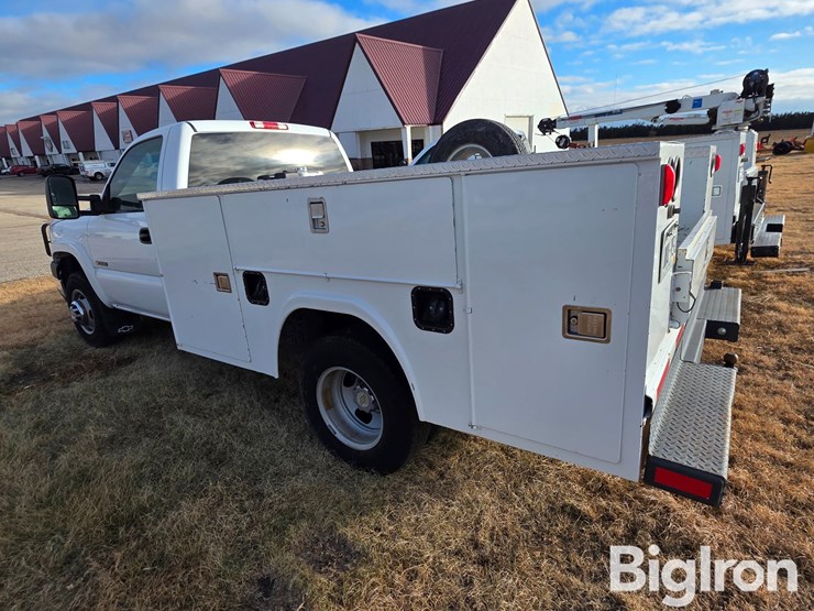 chevrolet-silverado-3500-image-7