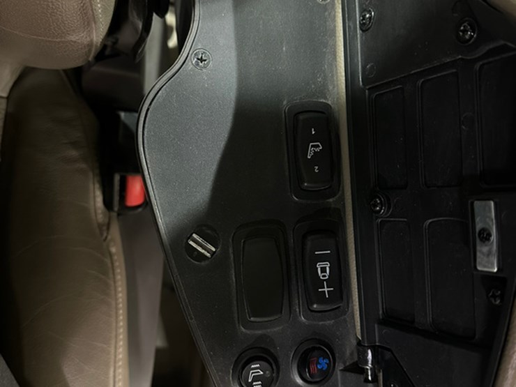 john-deere-8r-410-image-15