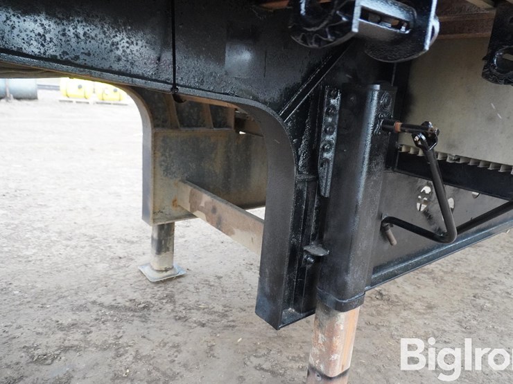 2014-transcraft-tri/a-drop-deck-trailer-w/ramps-image-14