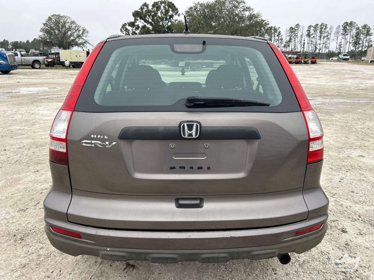 2010-honda-cr-v-suv-image-19