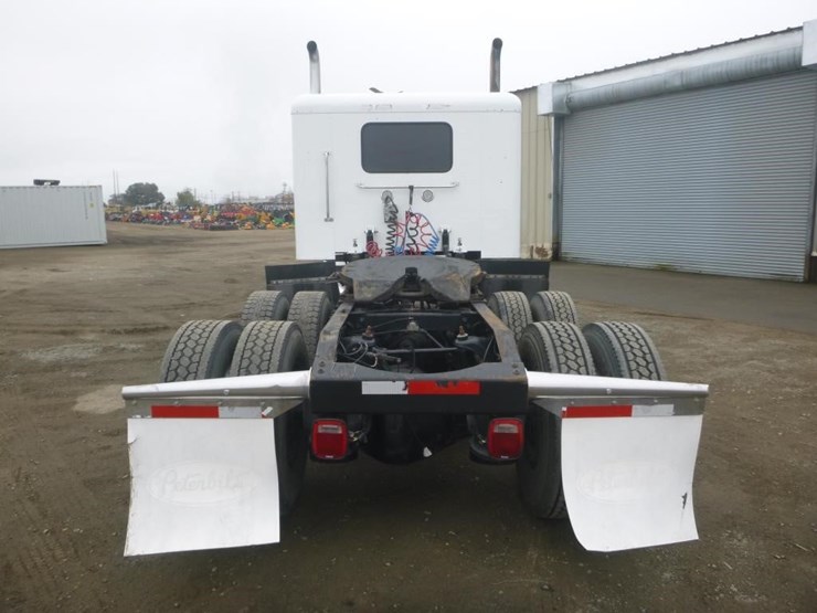 2014-peterbilt-367-image-6