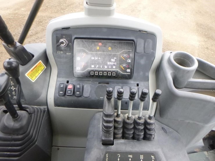 2021-caterpillar-415-il-image-31