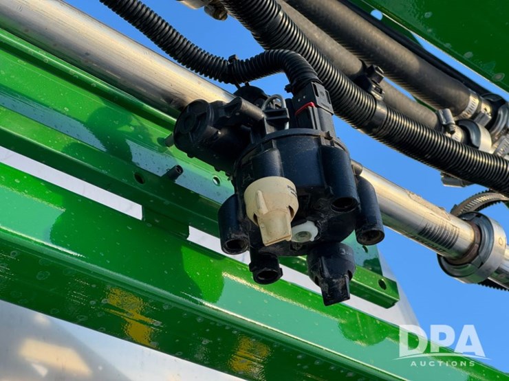john-deere-616r-image-38