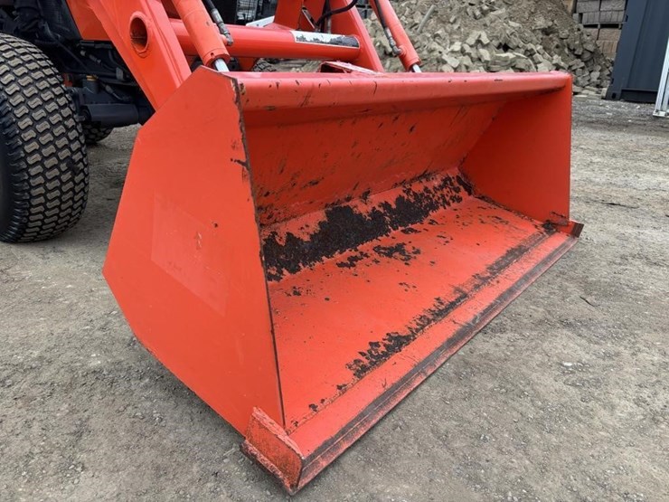 kubota-b2301-image-10